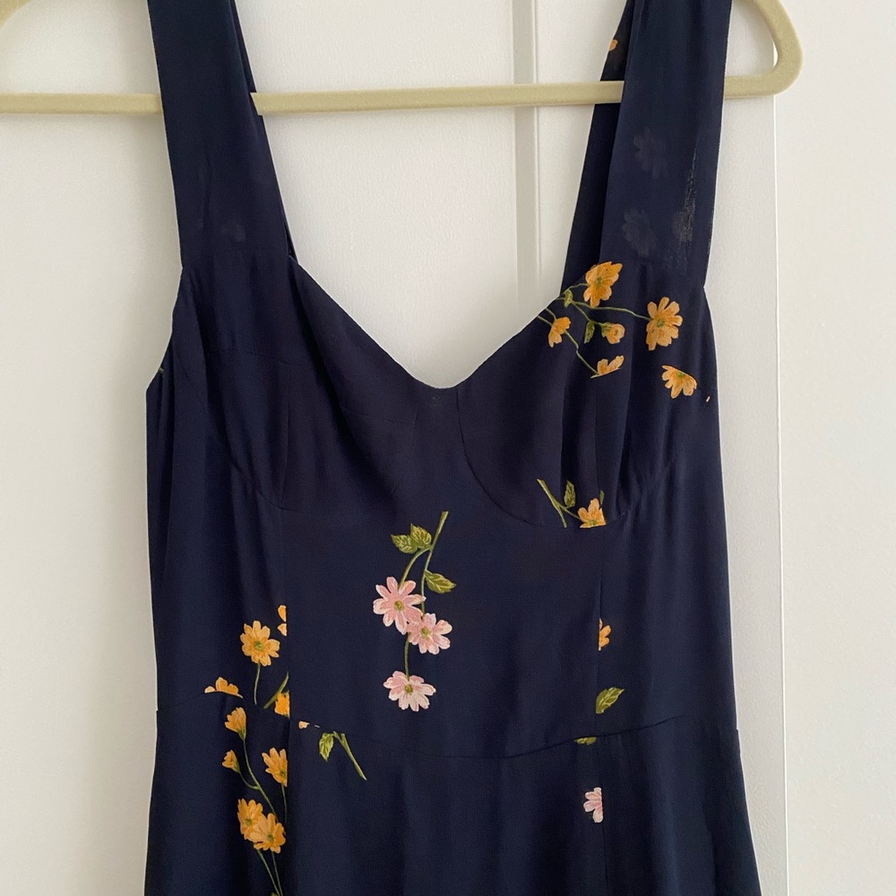 Reformation Fulton dress size 4 - Picture 3 of 8